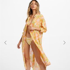 Billabong swim shirt coverup